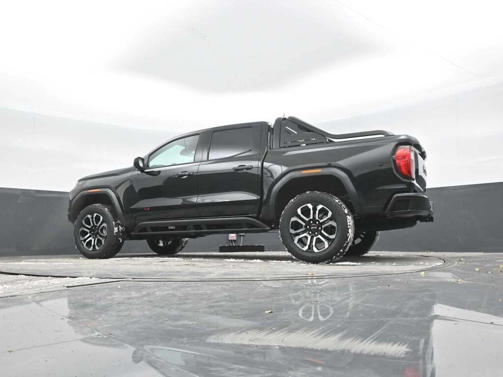 2026 GMC Canyon AT4 4WD