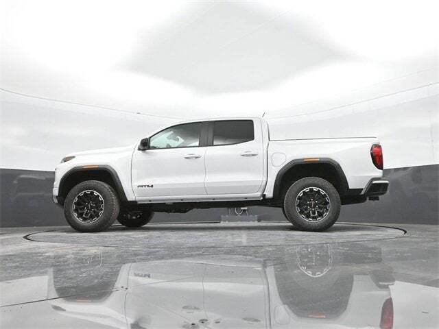 2026 GMC Canyon AT4 4WD