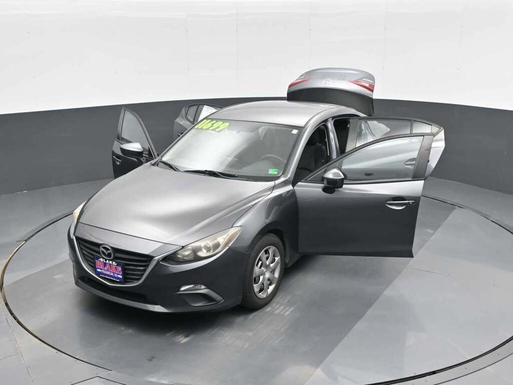 2016 Mazda Mazda3 i Sport