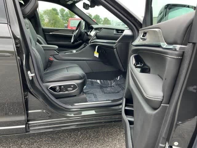 2025 Jeep Grand Cherokee L Overland 4x4