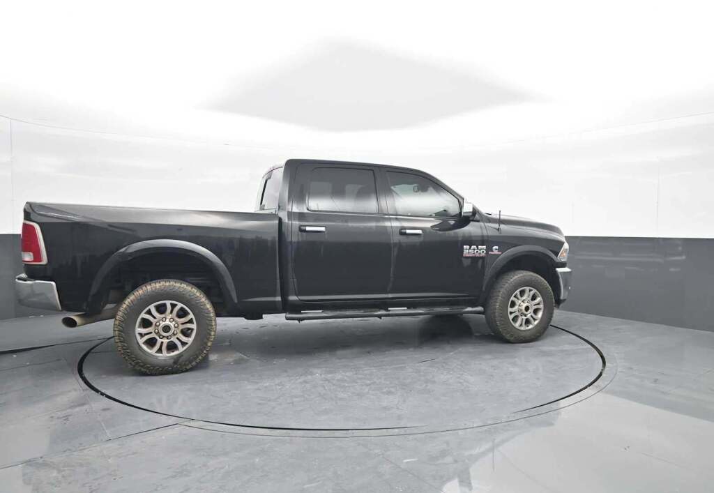 2018 Ram 2500 Laramie Crew Cab 4x4 6'4" Box