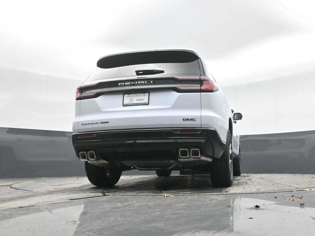 2026 GMC Acadia Denali Ultimate AWD