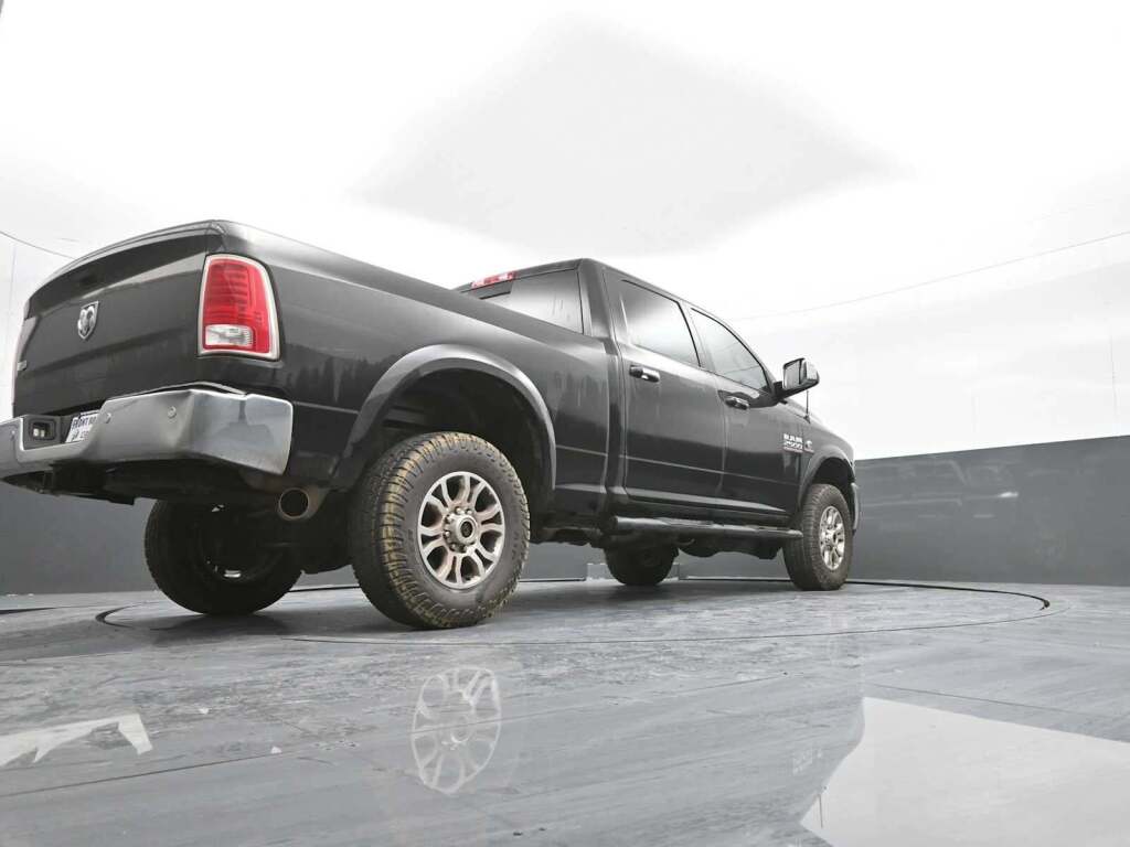 2018 Ram 2500 Laramie Crew Cab 4x4 6'4" Box