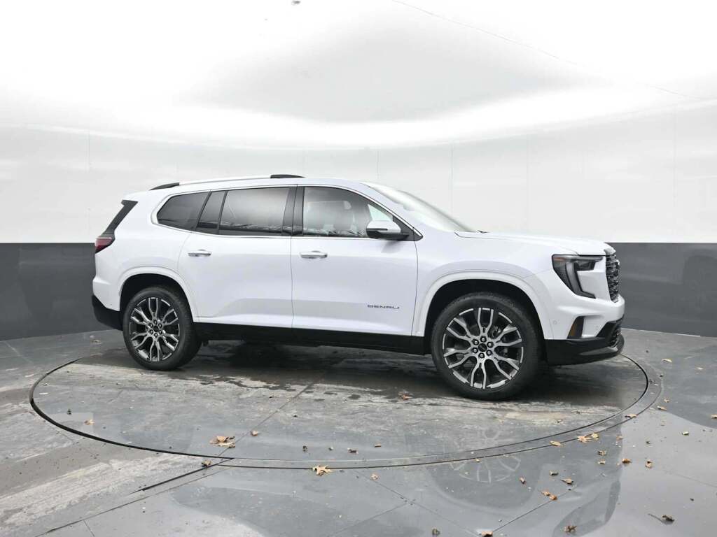 2026 GMC Acadia Denali Ultimate AWD