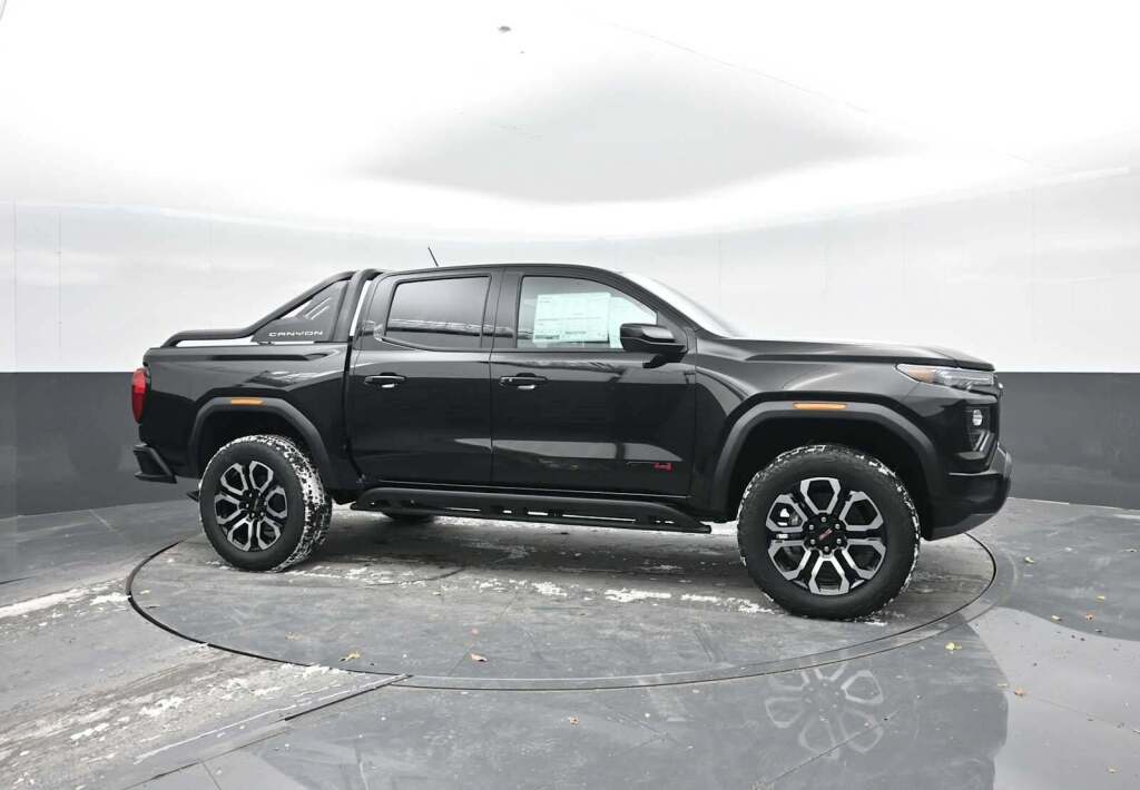 2026 GMC Canyon AT4 4WD