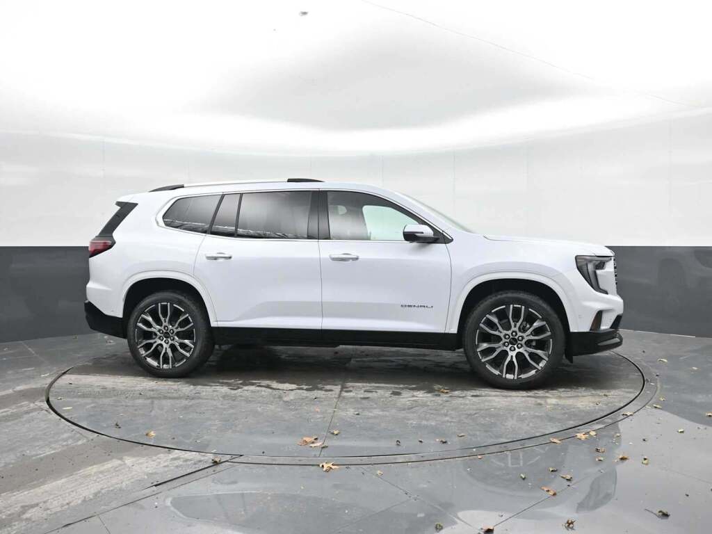 2026 GMC Acadia Denali Ultimate AWD