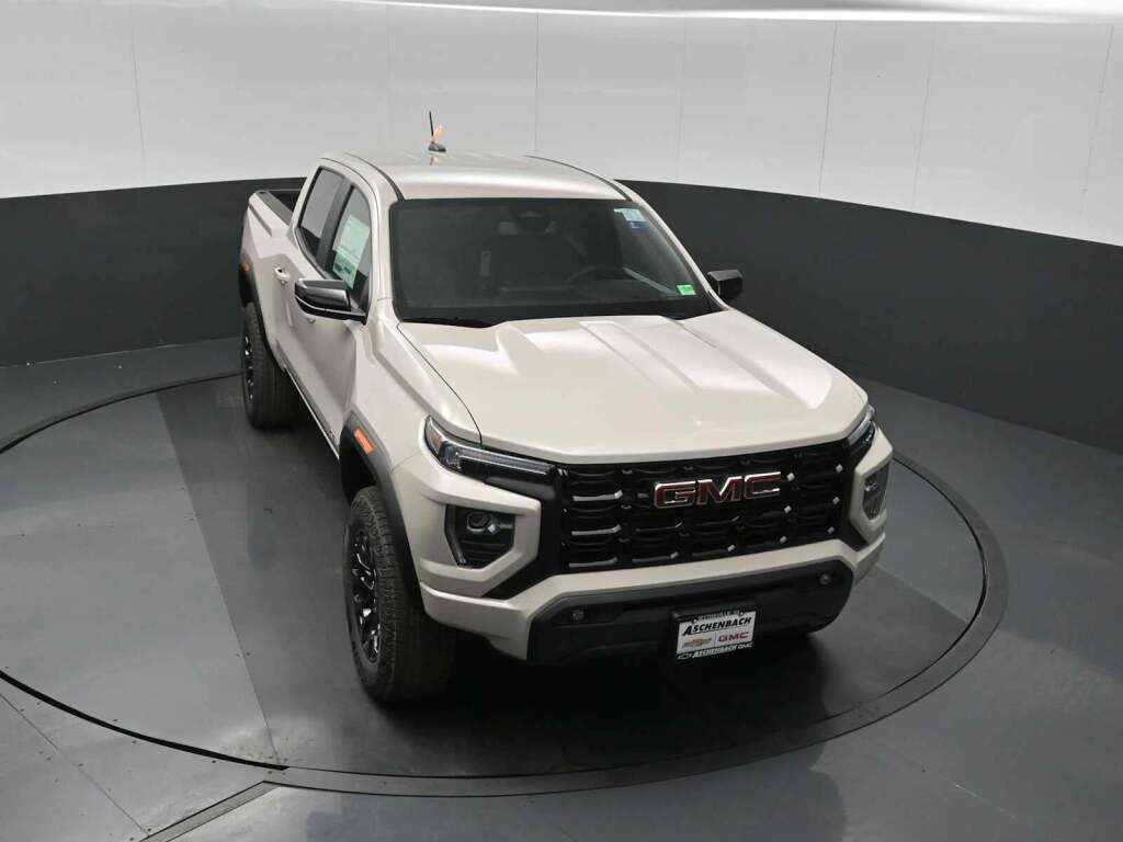 2026 GMC Canyon Elevation, 4WD