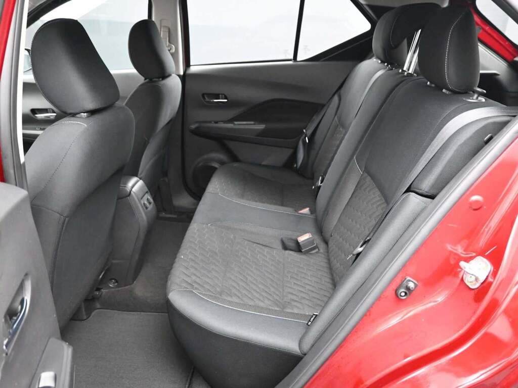 2022 Nissan Kicks SV Xtronic CVT