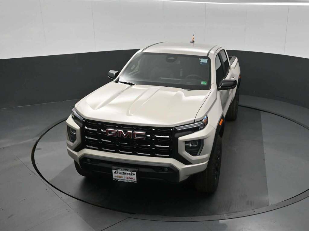 2026 GMC Canyon Elevation, 4WD