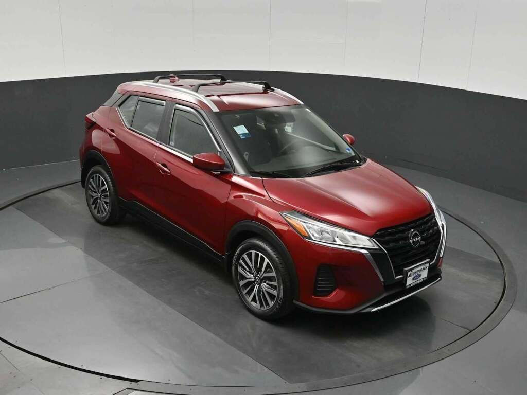 2022 Nissan Kicks SV Xtronic CVT