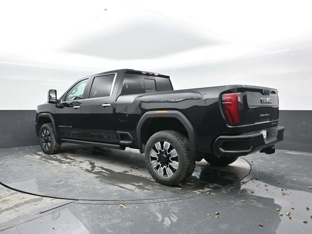 2026 GMC Sierra 2500HD Denali
