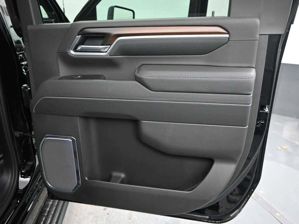 2026 GMC Sierra 2500HD Denali