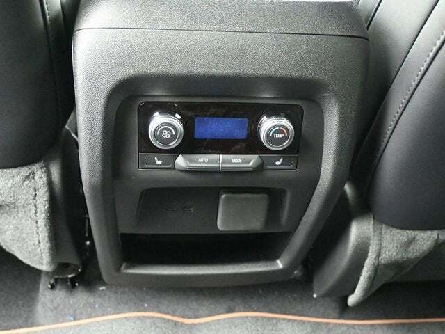 2026 GMC Acadia AT4 AWD