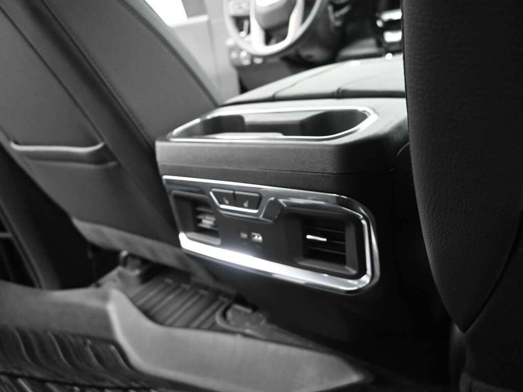 2026 GMC Sierra 2500HD Denali