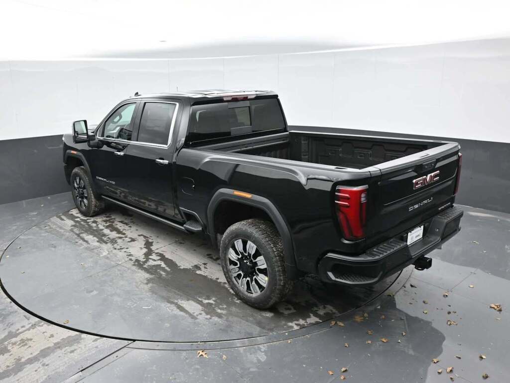 2026 GMC Sierra 2500HD Denali