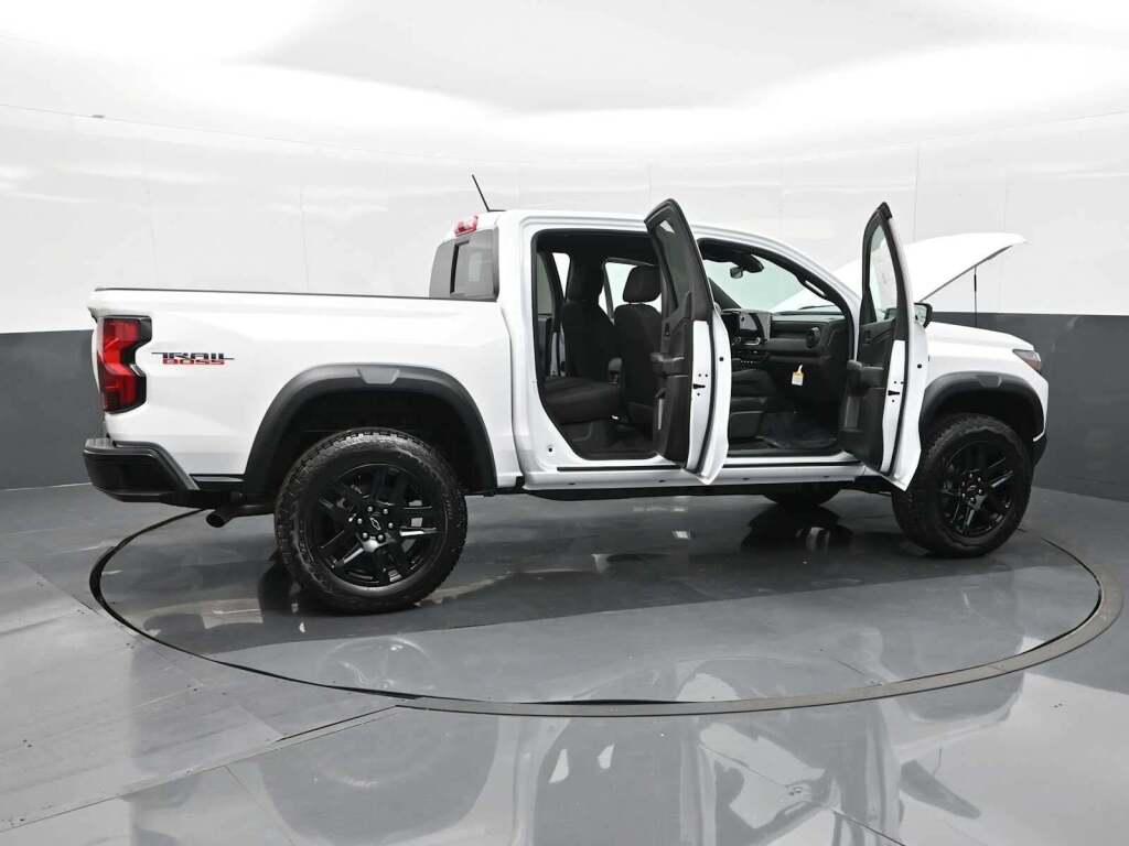 2024 Chevrolet Colorado 4WD Trail Boss