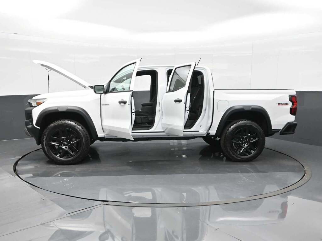 2024 Chevrolet Colorado 4WD Trail Boss
