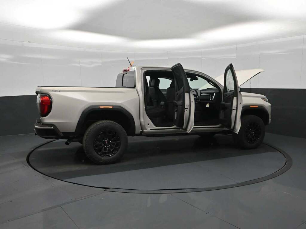 2026 GMC Canyon Elevation, 4WD