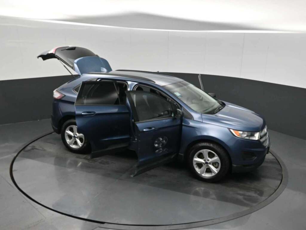 2018 Ford Edge SE