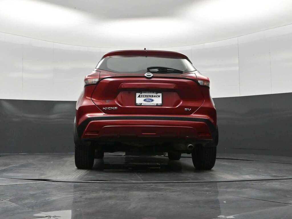 2022 Nissan Kicks SV Xtronic CVT