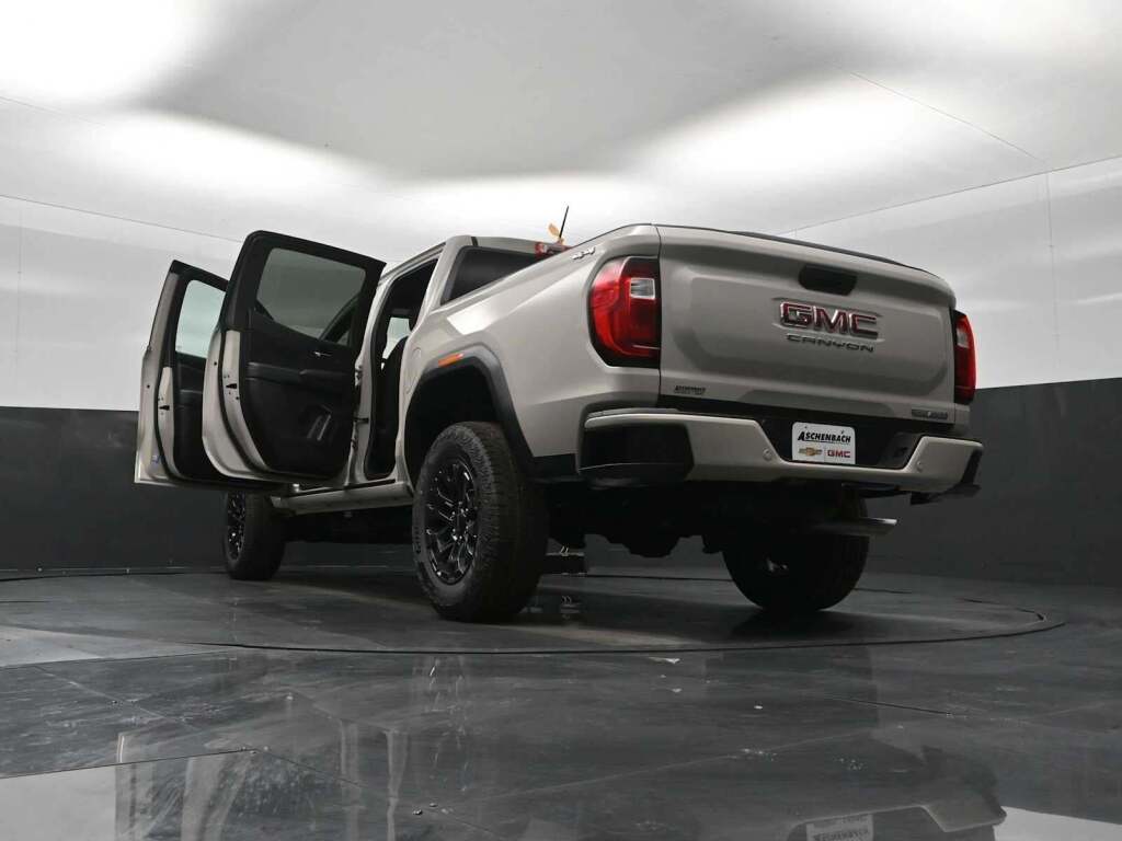 2026 GMC Canyon Elevation, 4WD
