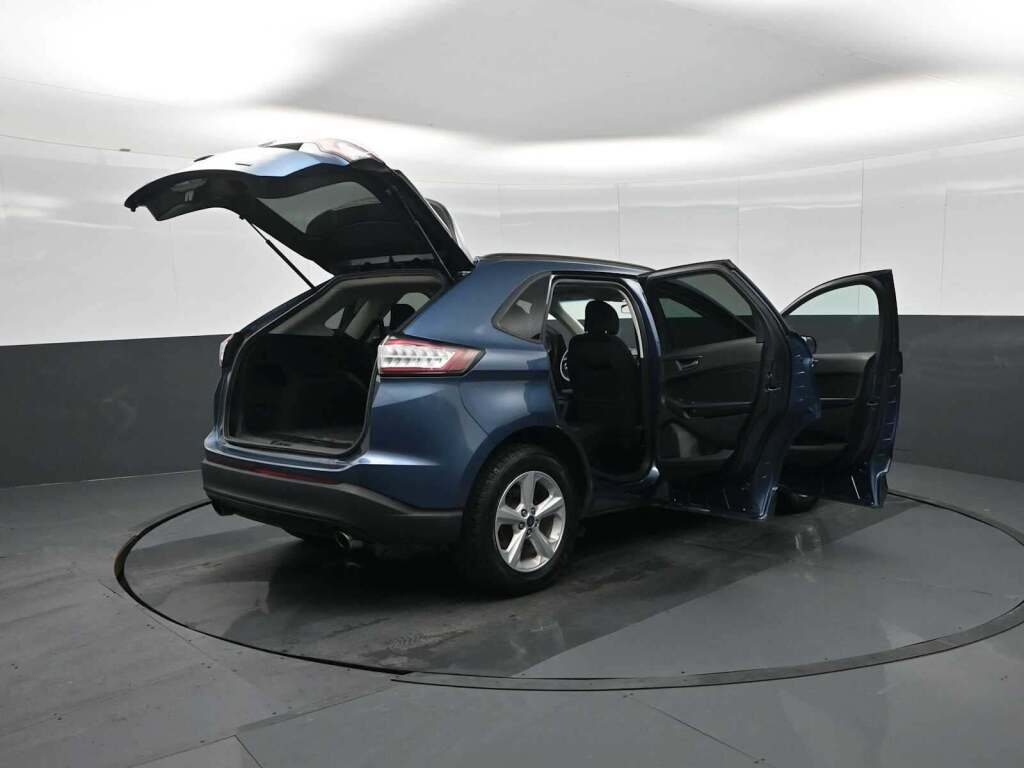 2018 Ford Edge SE