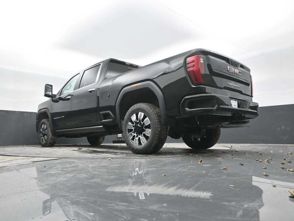 2026 GMC Sierra 2500HD Denali