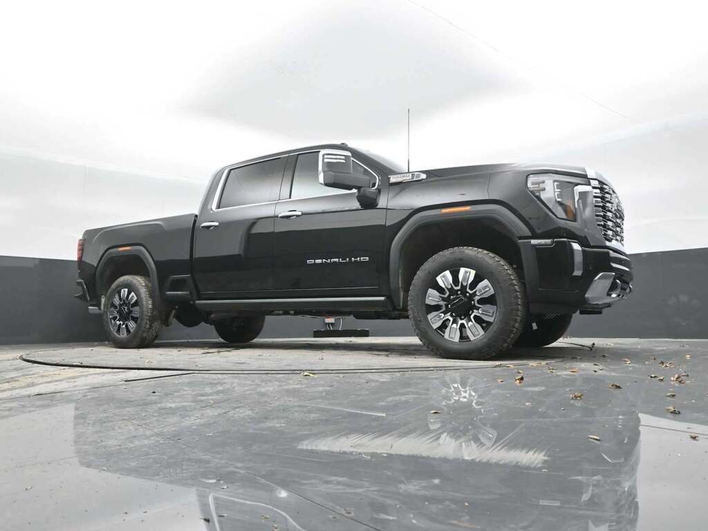 2026 GMC Sierra 2500HD Denali