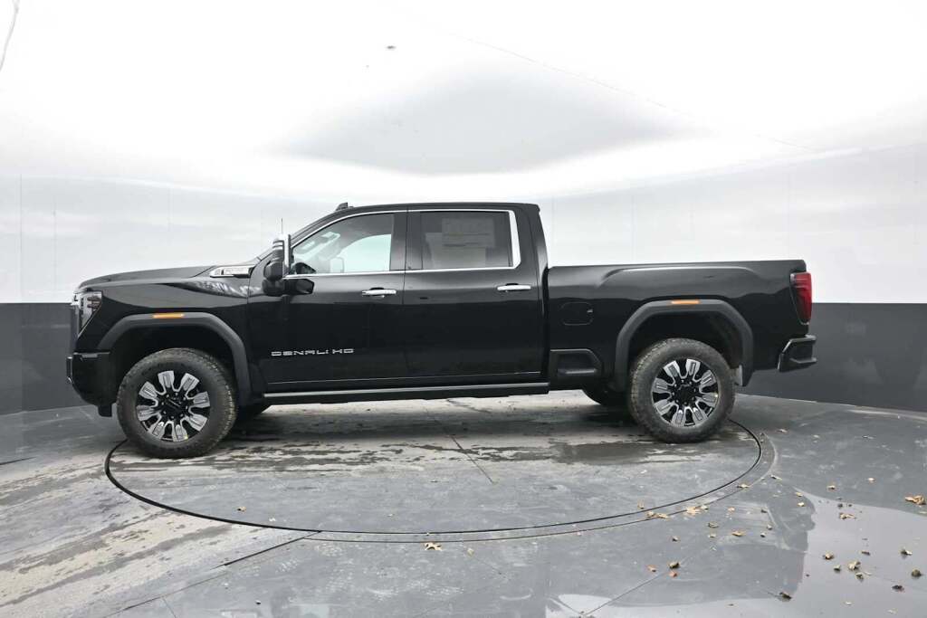 2026 GMC Sierra 2500HD Denali