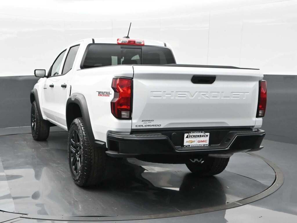 2024 Chevrolet Colorado 4WD Trail Boss