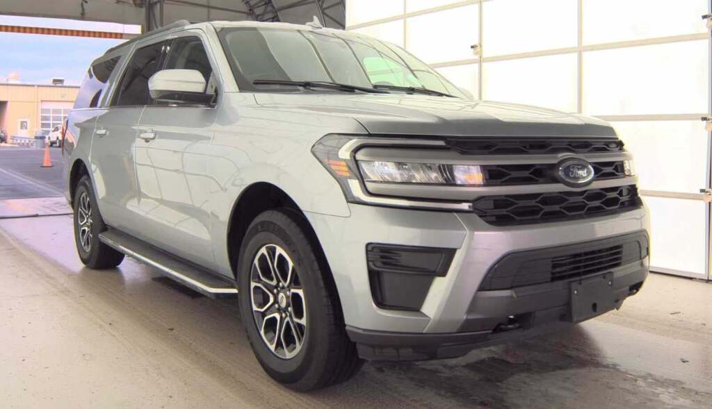 2023 Ford Expedition XLT MAX