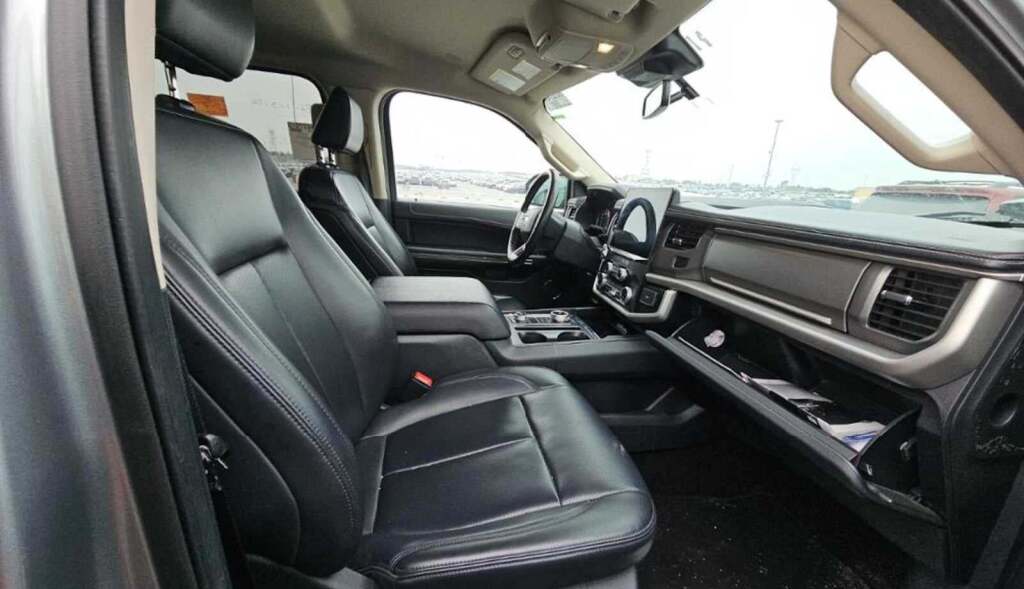 2023 Ford Expedition XLT MAX