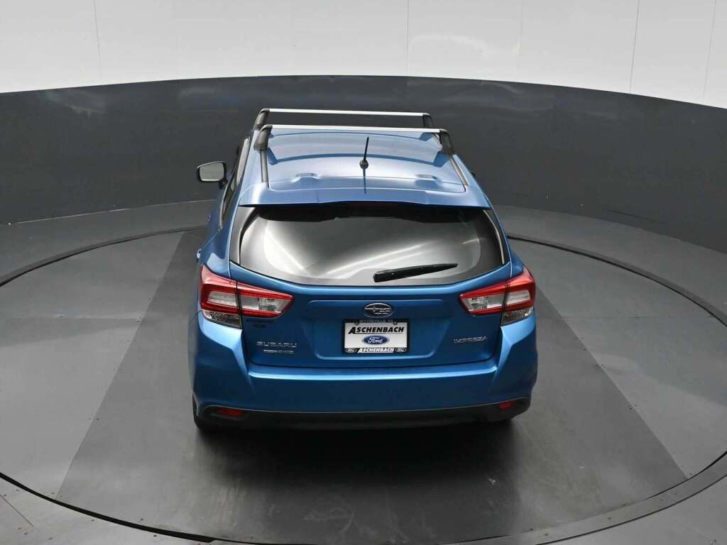 2019 Subaru Impreza 2.0i