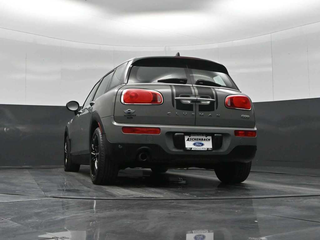 2018 MINI Clubman Cooper