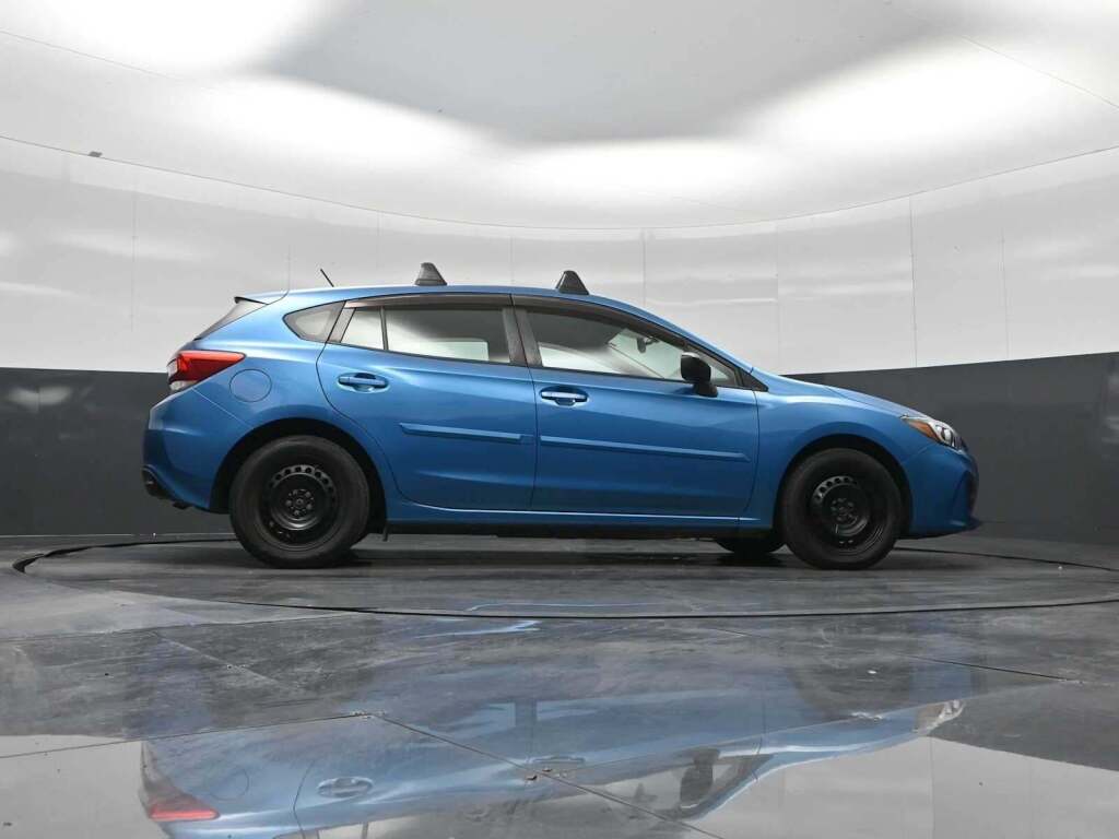 2019 Subaru Impreza 2.0i
