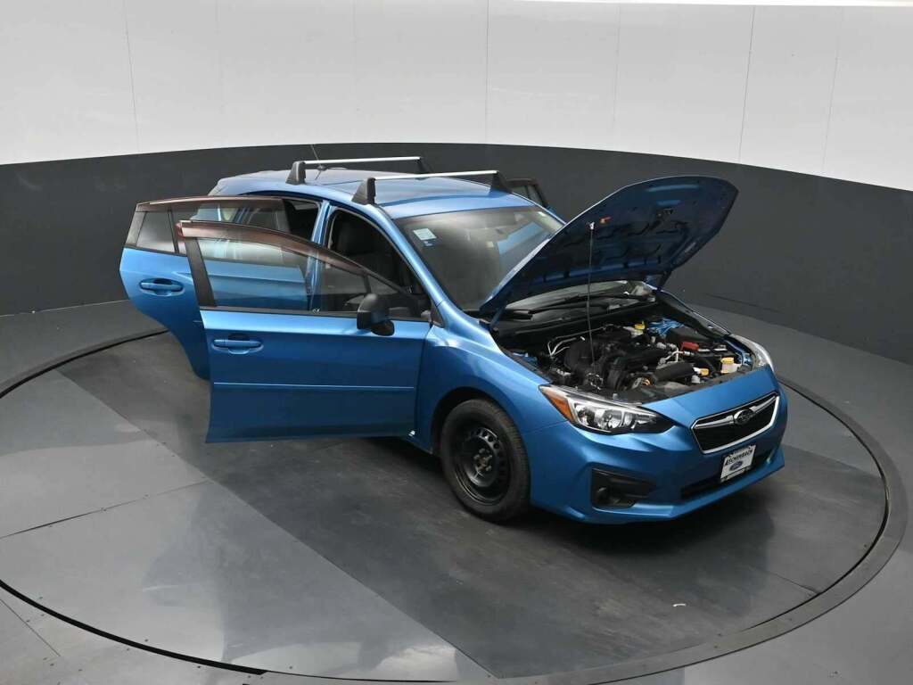 2019 Subaru Impreza 2.0i