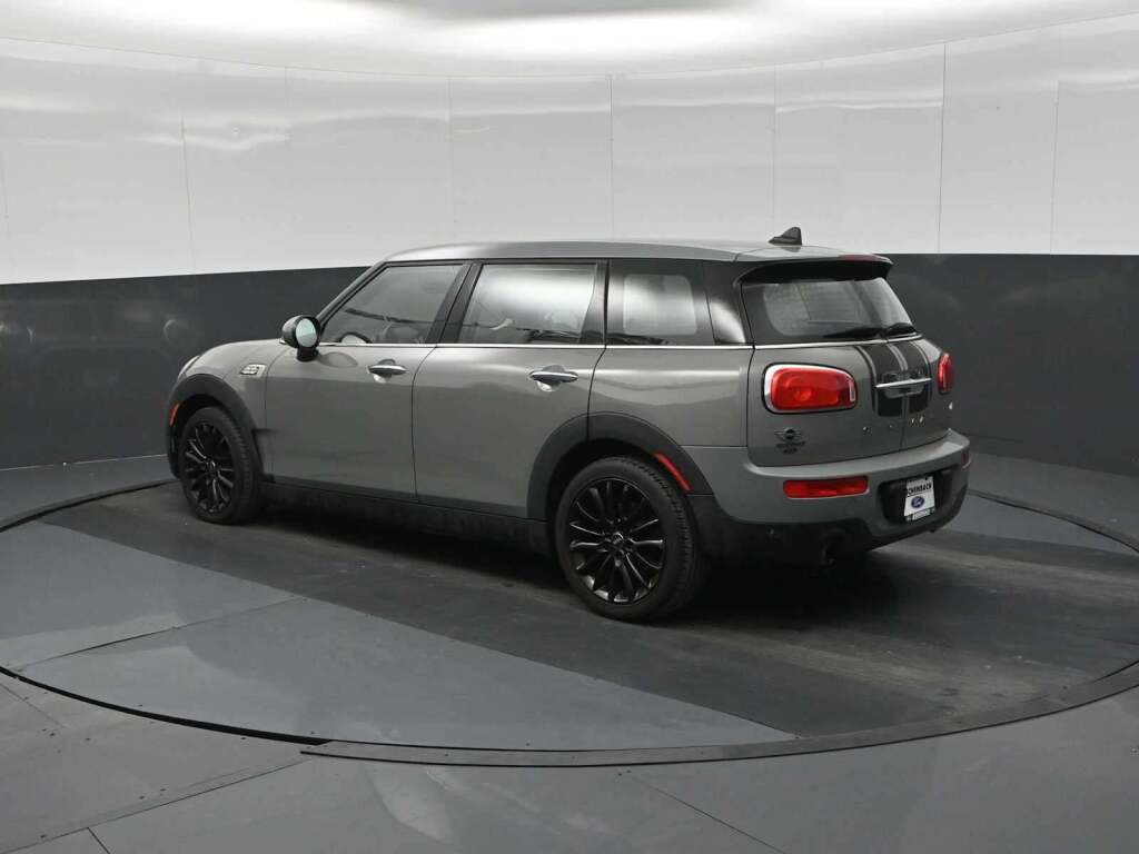 2018 MINI Clubman Cooper