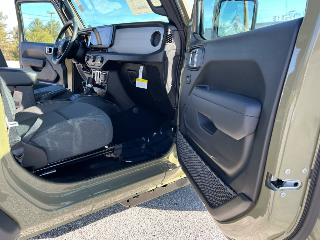 2026 Jeep Wrangler 2-Door Sport 4x4