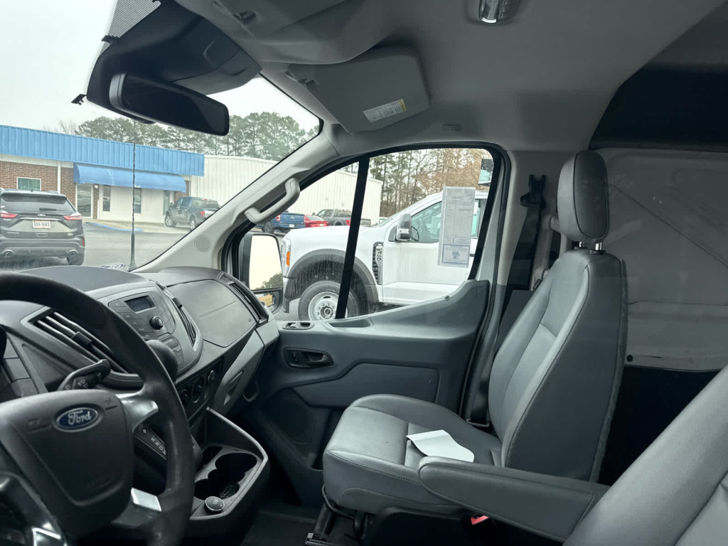 2017 Ford Transit-150 
