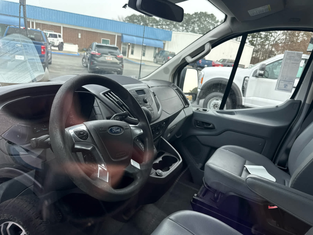 2017 Ford Transit-150 