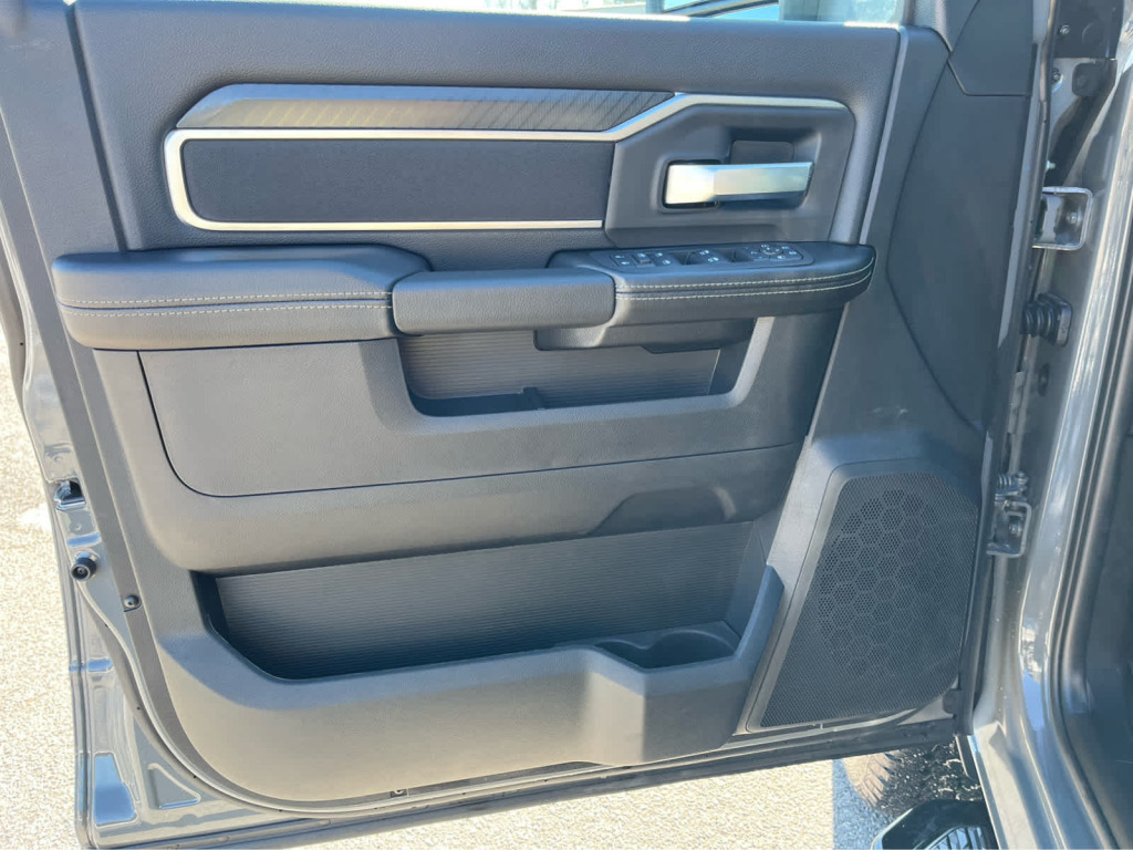 2026 Ram 2500 Big Horn Crew Cab 4x4 6'4" Box