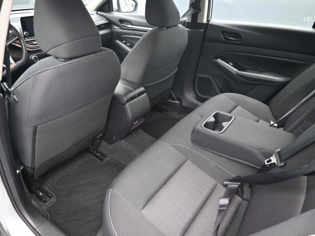 2023 Nissan Altima SV FWD