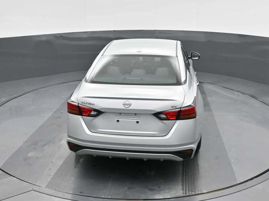 2023 Nissan Altima SV FWD