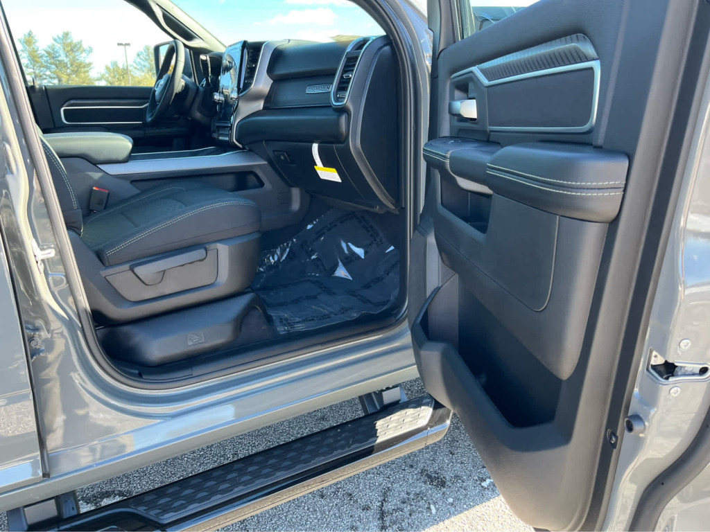 2026 Ram 2500 Big Horn Crew Cab 4x4 6'4" Box