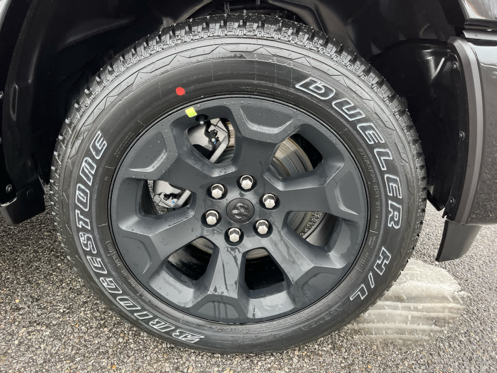 2026 Ram 1500 Big Horn Crew Cab 4x4 5'7" Box