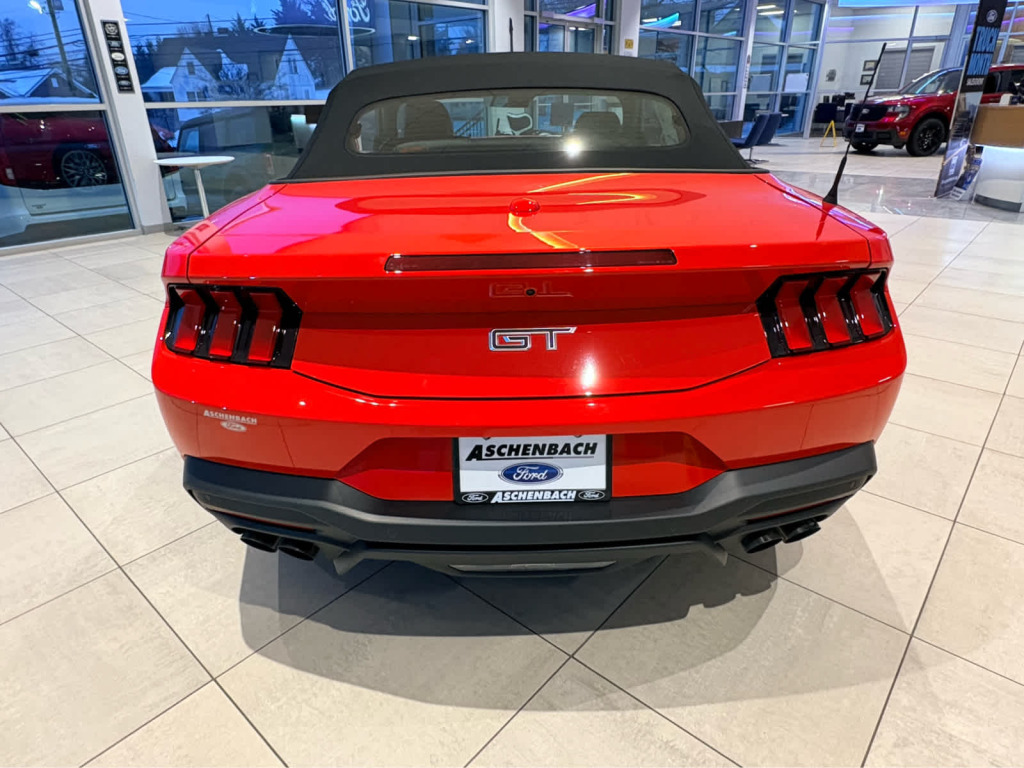 2026 Ford Mustang GT Premium