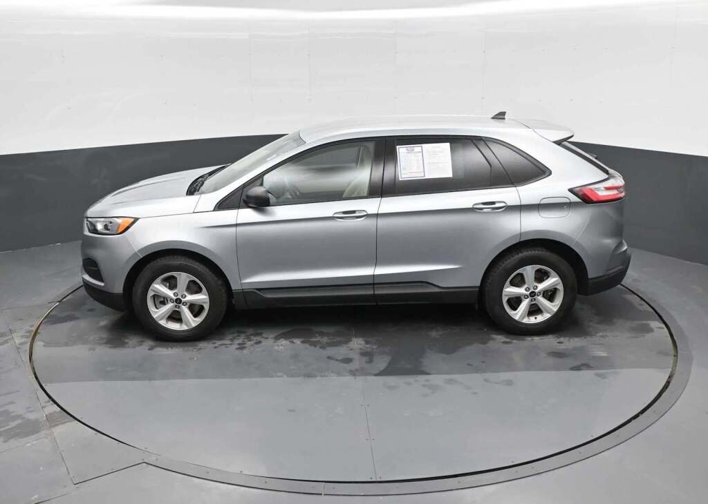 2023 Ford Edge SE