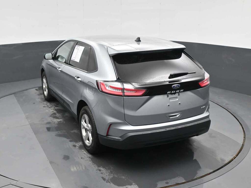 2023 Ford Edge SE