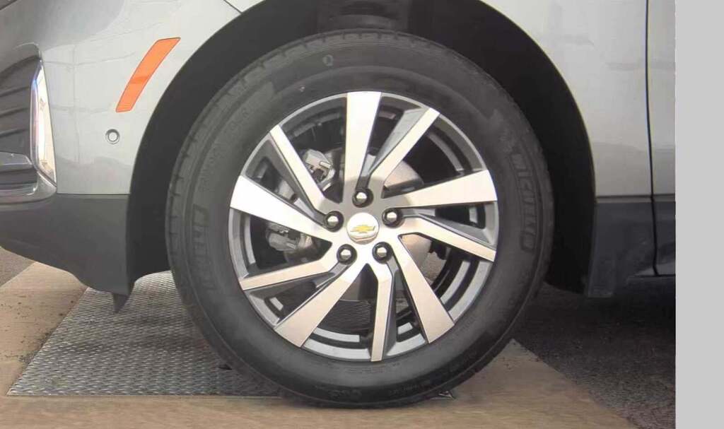 2024 Chevrolet Equinox AWD Premier