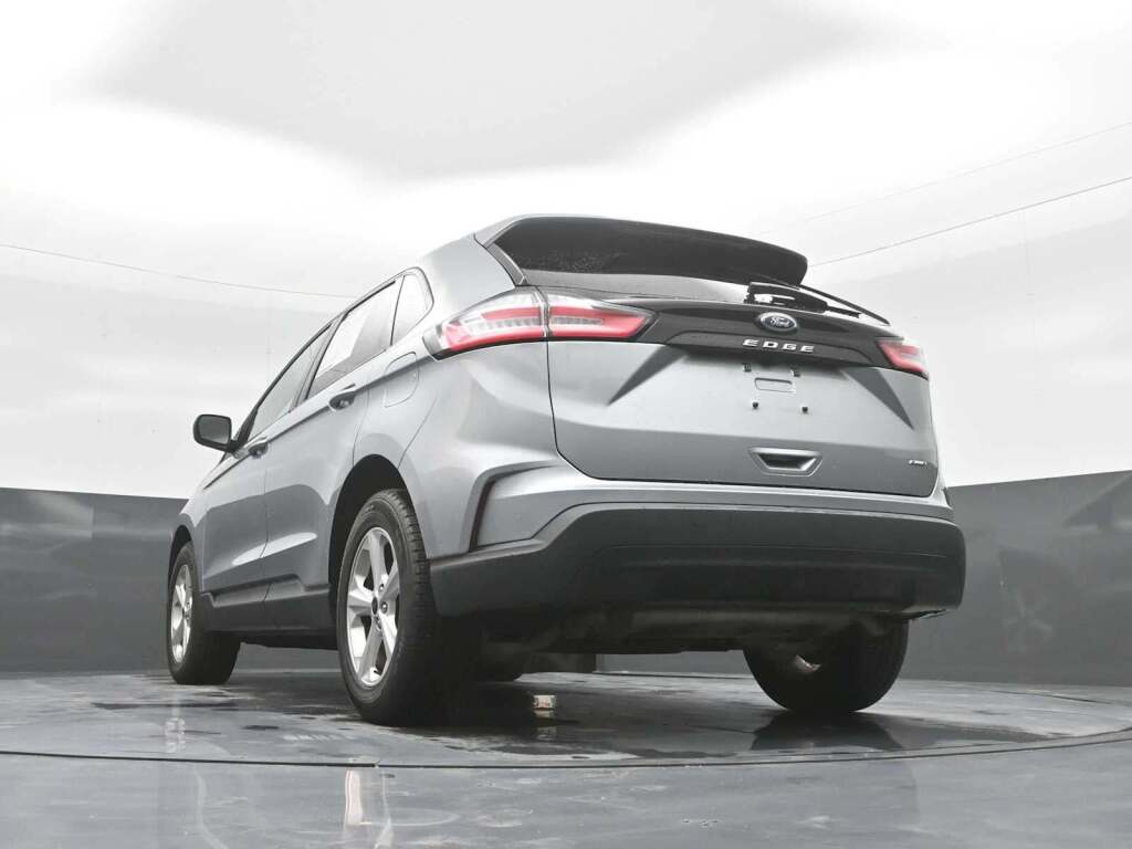 2023 Ford Edge SE